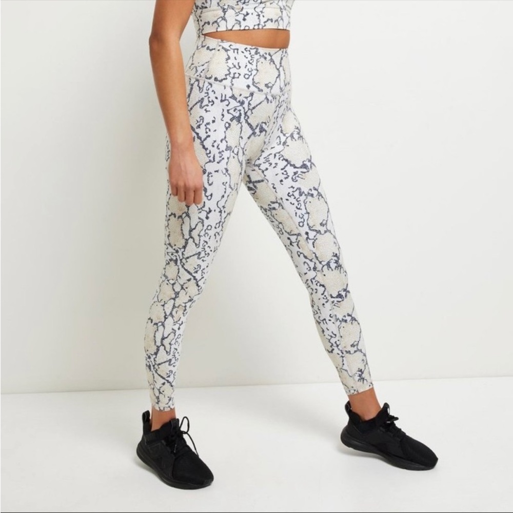 All Fenix White Python 7/8 Leggings Size Large - image 1